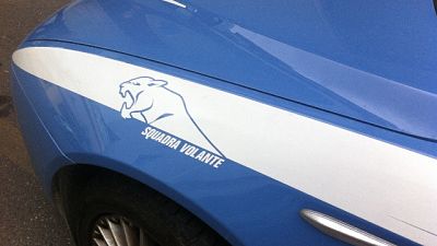 Bimba in auto per fare compere, denuncia Bimba in auto per fare compere, denuncia