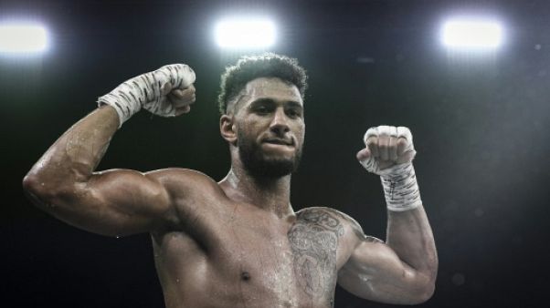 Le Français Tony Yoka à Paris lors son combat contre le Britannique Dave Allen le 23 juin 2018 en lourds Le Français Tony Yoka à Paris lors son combat contre le Britannique Dave Allen le 23 juin 2018 en lourds