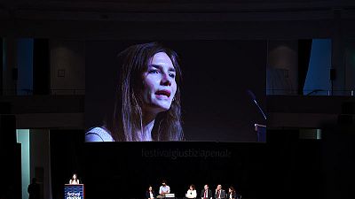 Amanda Knox breaks down in Italy as she relives murder trial Amanda Knox breaks down in Italy as she relives murder trial