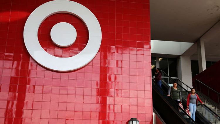 Target hit by nationwide payment outage