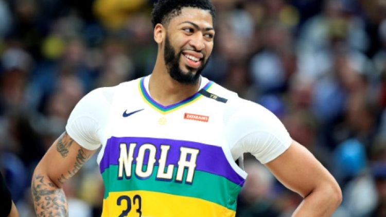 Anthony Davis avec les Pélicans de La Nouvelle-Orléans contre les Indiana Pacers le 22 février 2019 à Indianapolis