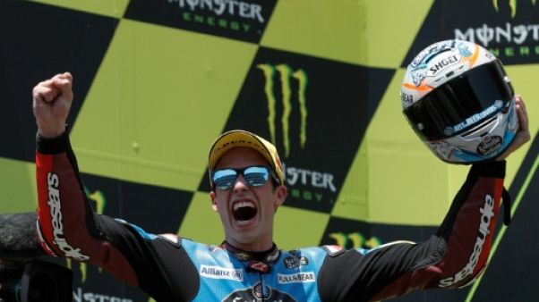 L'Espagnol Alex Marquez sur la 1re marche du podium du GP de Catalogne, à Montmelo, le 16 juin 2019 L'Espagnol Alex Marquez sur la 1re marche du podium du GP de Catalogne, à Montmelo, le 16 juin 2019