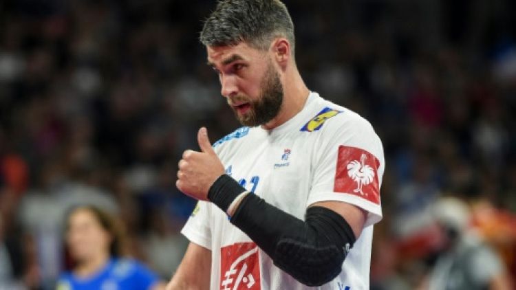 Le Français Luka Karabatic lors de la victoire sur la Roumanie 34-25 à Nantes en qualifications pour l'Euro le 16 juin 2019