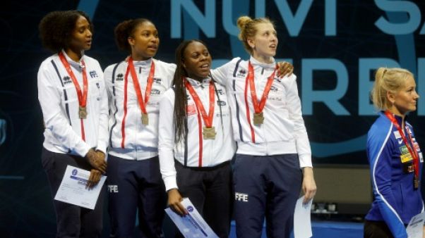 L'équipe de France médaillée d'or à l'épée aux Championnats d'Europe d'escrime, à Novi Sad en Serbie, le 21 juin 2018 L'équipe de France médaillée d'or à l'épée aux Championnats d'Europe d'escrime, à Novi Sad en Serbie, le 21 juin 2018