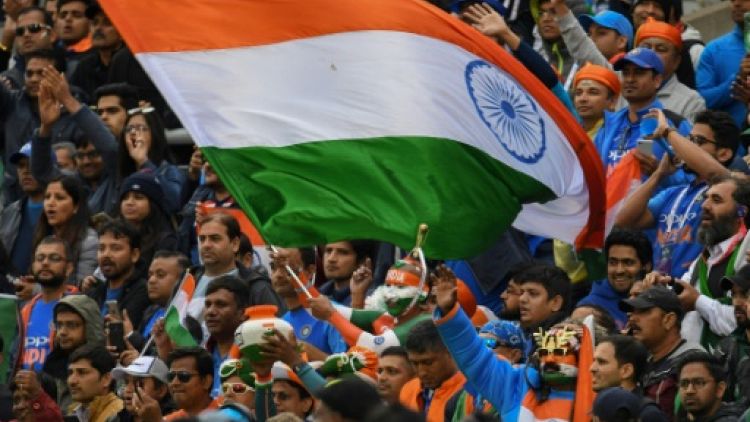 Supporters indiens durant le match de cricket opposant leur pays au Pakistan lors de la Coupe du monde, à  Old Trafford à Manchester, le 16 juin 2019