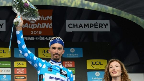 Julian Alaphilippe meilleur grimpeur du Critérium du Dauphiné à l'issue de la 8e et dernière étape entre Cluses et Champéry, le 16 juin 2019 Julian Alaphilippe meilleur grimpeur du Critérium du Dauphiné à l'issue de la 8e et dernière étape entre Cluses et Champéry, le 16 juin 2019