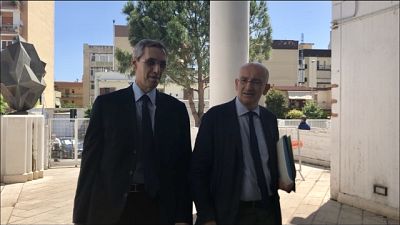 Escort:processo a Cav, no a foto e video Escort:processo a Cav, no a foto e video