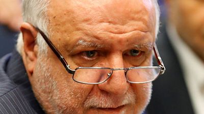 وزير النفط الإيراني ينفي أي خلاف مع روحاني