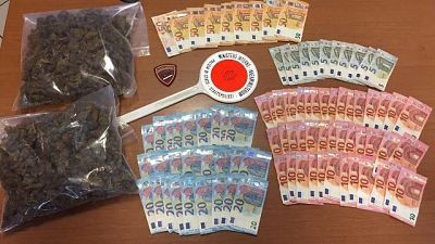 In chiesa con 1,4 chili di marijuana In chiesa con 1,4 chili di marijuana
