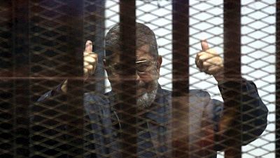 وفاة الرئيس المصري المعزول محمد مرسي أثناء المحاكمة وفاة الرئيس المصري المعزول محمد مرسي أثناء المحاكمة