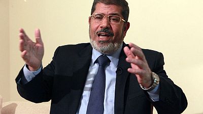 ابن مرسي يقول السلطات رفضت دفن الرئيس المصري السابق بمقابر العائلة