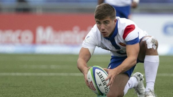 Le Français Louis Carbonel lors de la victoire sur l'Afrique du Sud 20-7 en demi finale du championnat du monde des moins de 20 ans le 17 juin 2019 Le Français Louis Carbonel lors de la victoire sur l'Afrique du Sud 20-7 en demi finale du championnat du monde des moins de 20 ans le 17 juin 2019