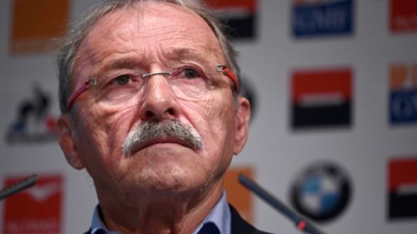 Le sélectionneur du XV de France Jacques Brunel lors de l'annonce mardi de son groupe de 31 joueurs pour la Coupe du monde de rugby à l'automne au Japon, à Paris le 18 juin Le sélectionneur du XV de France Jacques Brunel lors de l'annonce mardi de son groupe de 31 joueurs pour la Coupe du monde de rugby à l'automne au Japon, à Paris le 18 juin