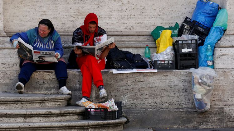 Poverty in Italy stops growing for first time since 2015