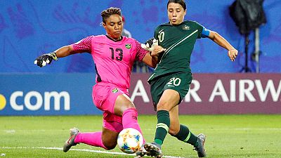 Kerr strikes four times as Australia through to last 16 Kerr strikes four times as Australia through to last 16