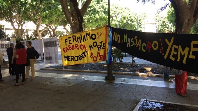 Fabbrica bombe: sit-in al Tar Sardegna