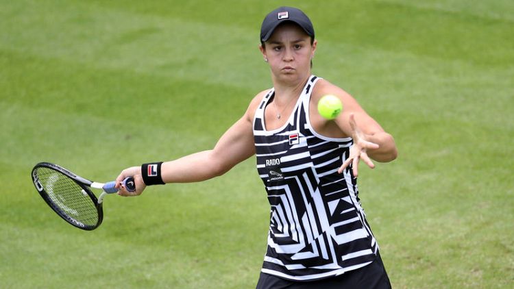 French Open champion Barty makes smooth transition to grass