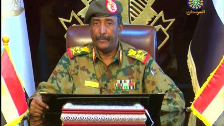 Le général Abdel Fattah al-Burhane, le deuxième militaire à prendre la tête de la transition au Soudan en deux jours, apparaît sur la chaîne Soudan TV, le 13 avril 2019