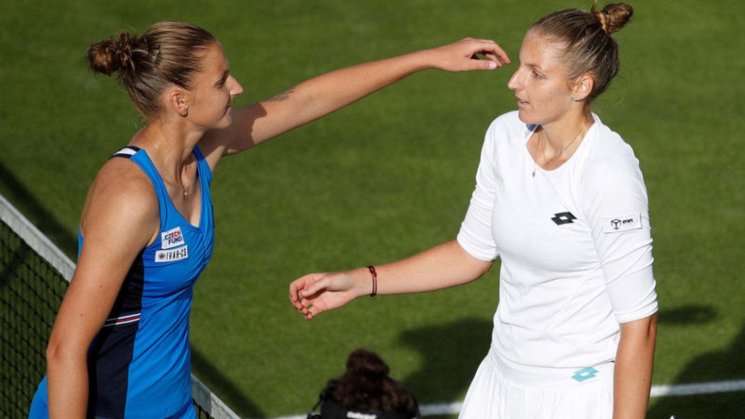 Kristyna beats Karolina in battle of Pliskova twins