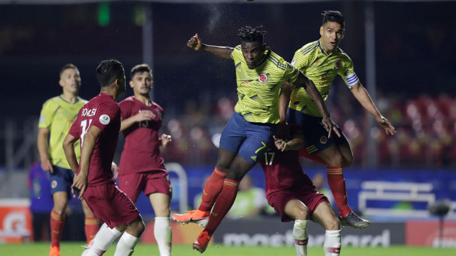 Late Zapata goal gives Colombia 1-0 win over Qatar