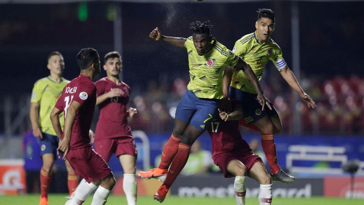 Late Zapata goal gives Colombia 1-0 win over Qatar