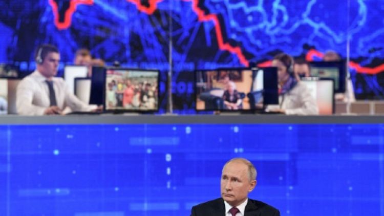 Le président russe Vladimir Poutine lors de de sa traditionnelle session de doléances en direct à la télévision, le 20 juin 2019 à Moscou