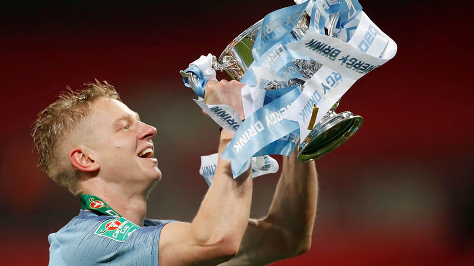 Man City's Zinchenko extends contract until 2024