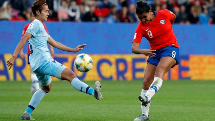 Chile beat Thailand but both eliminated from World Cup