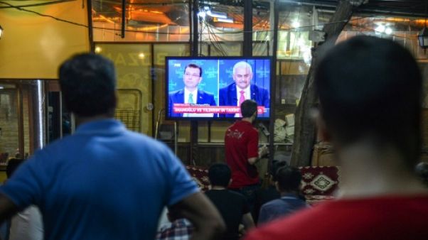 Turquie: le parti d'Erdogan mobilise pour reconquérir Istanbul Turquie: le parti d'Erdogan mobilise pour reconquérir Istanbul