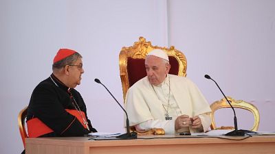 Papa a Napoli per un convegno di studi Papa a Napoli per un convegno di studi