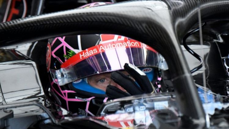 F1: Casque "artistique" pour Romain Grosjean au Grand Prix de France