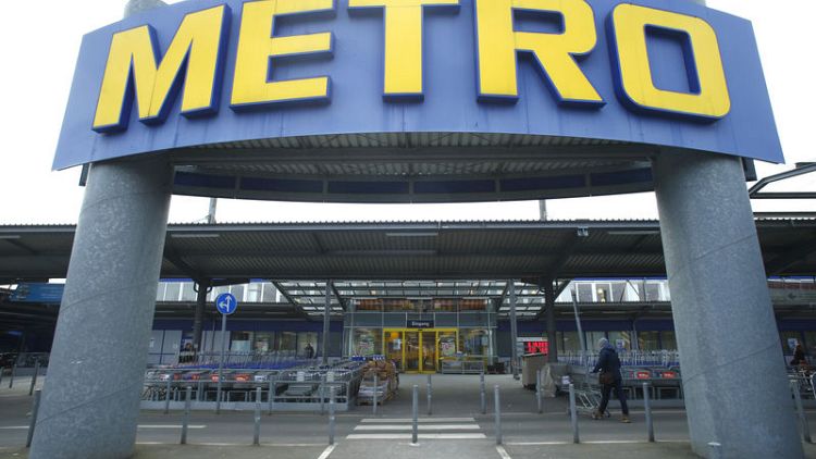 Czech, Slovak investor offer to take over German retailer Metro