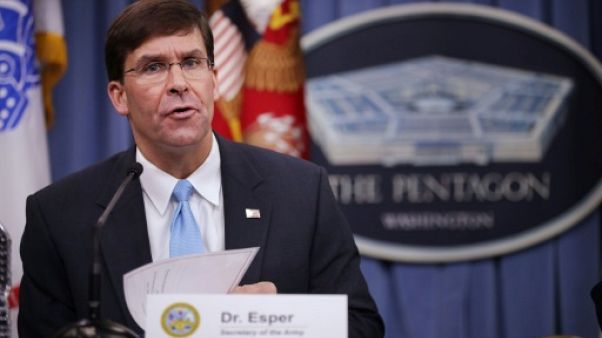 Marl Esper, désigné ministre de la Défense par le président américain Donald Trump, pendant une conférence de presse au Pentagone le 13 juillet 2018 Marl Esper, désigné ministre de la Défense par le président américain Donald Trump, pendant une conférence de presse au Pentagone le 13 juillet 2018