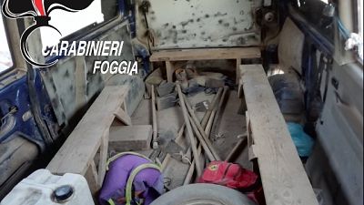 Guida furgone, denunciato per caporalato Guida furgone, denunciato per caporalato