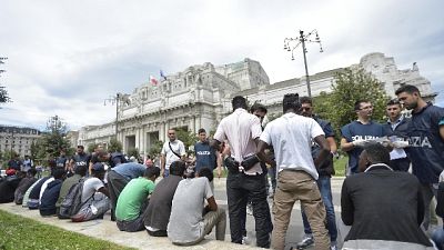 Milano, regole per accoglienza migranti Milano, regole per accoglienza migranti