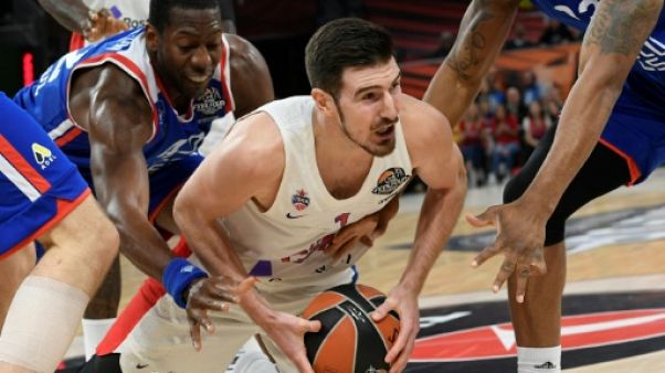 L'international français du CSKA Moscou Nando de Colo (c) lors de la finale de l'Euroligue de basket contre Anadolu Efes, le 19 mai 2019 à Vitoria L'international français du CSKA Moscou Nando de Colo (c) lors de la finale de l'Euroligue de basket contre Anadolu Efes, le 19 mai 2019 à Vitoria
