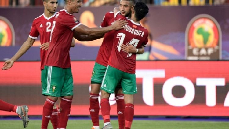 Les Marocains vainqueurs de la Namibie sur un but contre son camp, lors de leur entrée dans la CAN, le 23 juin 2019 au stade Al Salam du Caire