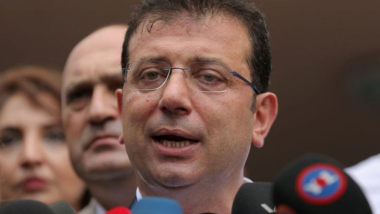 مرشح المعارضة لرئاسة بلدية اسطنبول يعد "ببداية جديدة" للمدينة