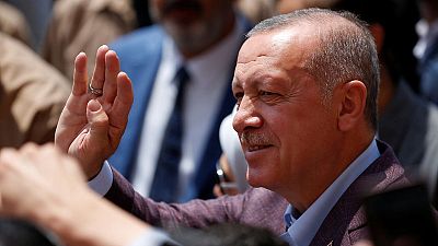 أردوغان يهنئ مرشح المعارضة إمام أوغلو في تغريدة على فوزه بانتخابات اسطنبول المعادة