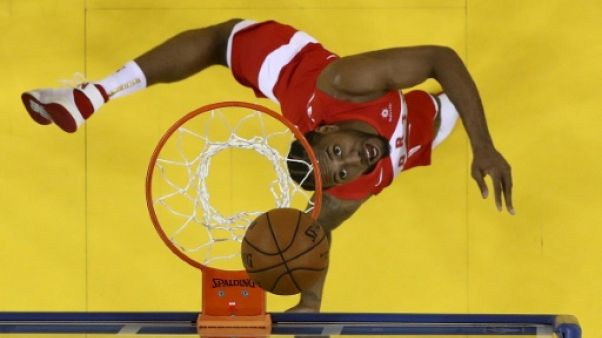 Kawhi Leonard des Toronto Raptors lors du match 6 de la finale NBA face aux Golden State Warriors, à Oakland, le 13 juin 2019 Kawhi Leonard des Toronto Raptors lors du match 6 de la finale NBA face aux Golden State Warriors, à Oakland, le 13 juin 2019