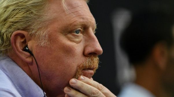 Boris Becker assiste à un match de l'Open d'Australie entre Novak Djokovic et Hyeong Chung, le 22 janvier 2018 à Melbourne Boris Becker assiste à un match de l'Open d'Australie entre Novak Djokovic et Hyeong Chung, le 22 janvier 2018 à Melbourne