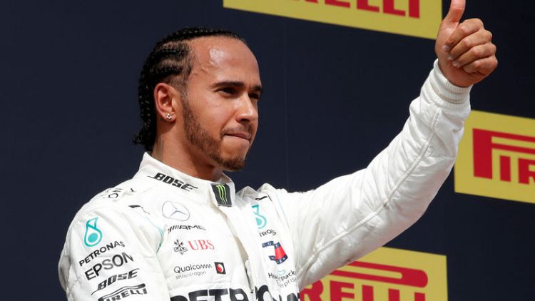 Hamilton says governing body should decide F1 rules, not teams