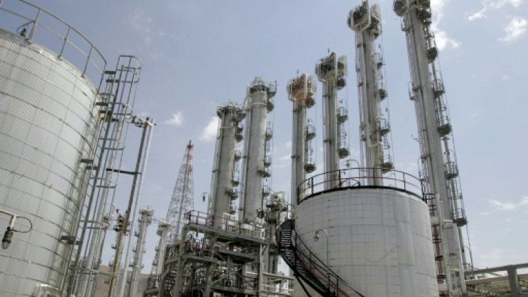 Photo de l'usine de production d'eau lourde d'Arak, dans le centre de l'Iran, prise le 26 août 2006