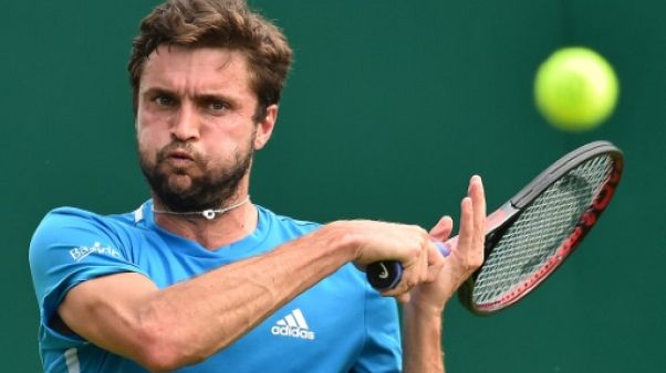 Le Français Gilles Simon se qualifie pour le deuxième tour du tournoi d'Eastbourne le 25 juin 2019 Le Français Gilles Simon se qualifie pour le deuxième tour du tournoi d'Eastbourne le 25 juin 2019