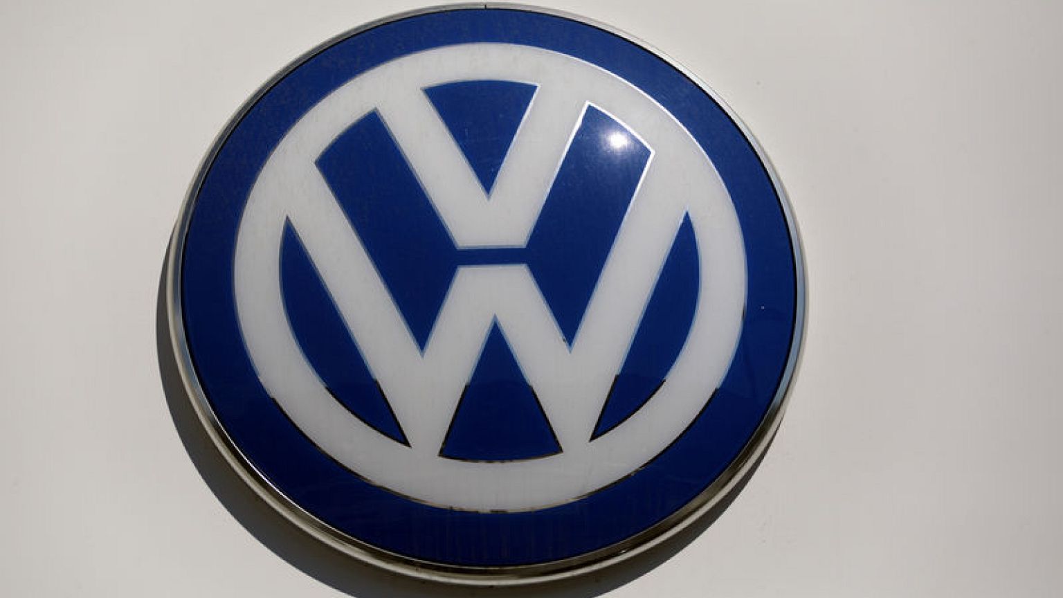 Large carmakers including VW, FCA could face 2021 EU emissions fines - study