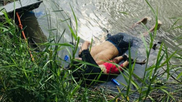 Mexique-USA: indignation après la noyade d'un père et sa fille migrants Mexique-USA: indignation après la noyade d'un père et sa fille migrants