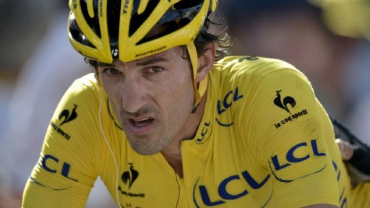Le Suisse Fabian Cancellara revêtu du maillot jaune lors de la 3e étape du Tour de France entre Anvers et Huy, le 6 juillet 2015 