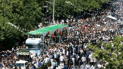 Des Iraniens rendent hommage à Téhéran le 27 juin 2019 à "150 martyrs" tombés lors de la guerre Iran-Irak ou en Syrie Des Iraniens rendent hommage à Téhéran le 27 juin 2019 à "150 martyrs" tombés lors de la guerre Iran-Irak ou en Syrie