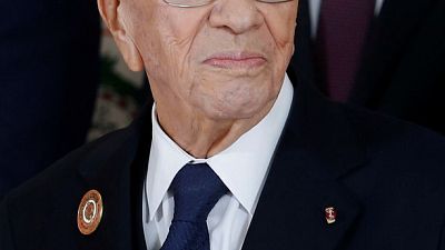 نقل الرئيس التونسي للمستشفى بعد وعكة صحية حادة