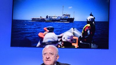 Sea Watch: De Luca, non violare leggi Sea Watch: De Luca, non violare leggi
